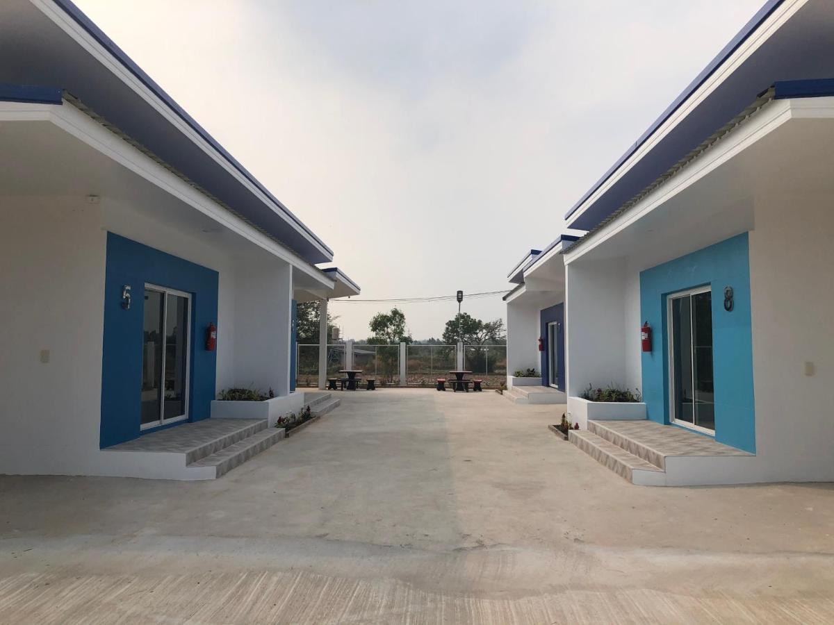 Siri Resort Maha Sarakham Zewnętrze zdjęcie
